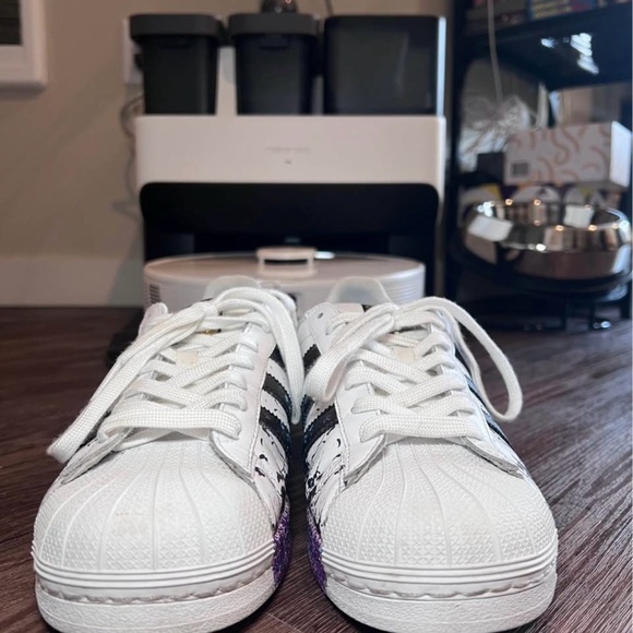 Men’s Adidas Superstar ‘Pride’ - Picture 3 of 7